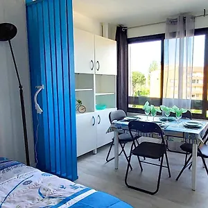 Appartement Hypercentre 27 M Avec Wifi Et Piscine Partagée, Fréjus